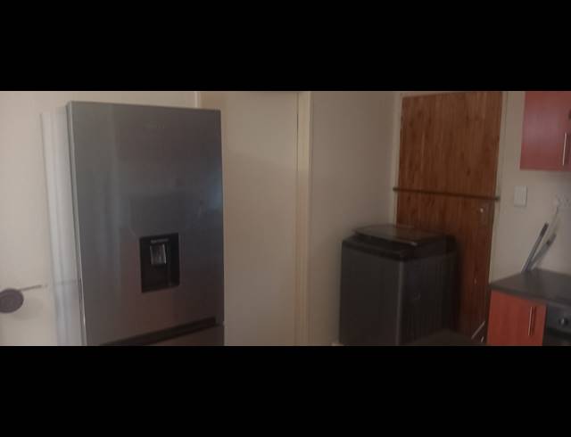 3 BEDROOM FREEHOLD FOR SALE IN WINDMILL PARK